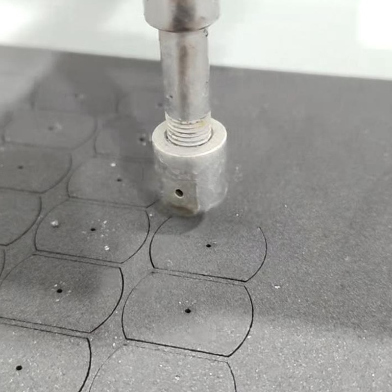 EPDM 泡棉异形切割：户外耐候核心材料